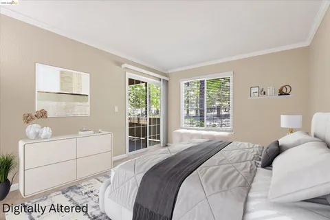 $474,999 | 660 Canyon Oaks Drive, Unit B, Oakland, CA 94605