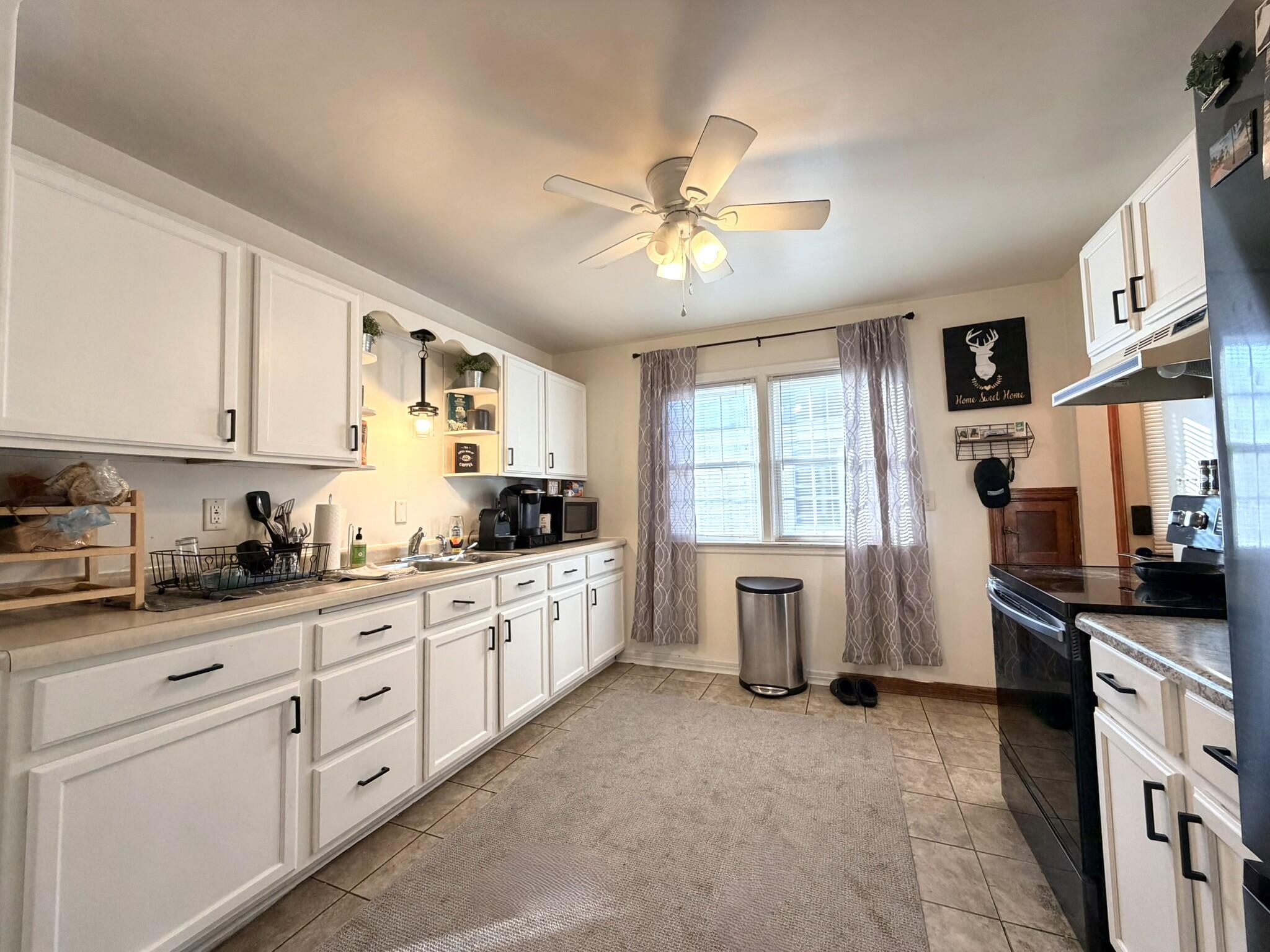 4014 Wright Avenue Racine, WI 53405 - Photo 7 of 22 7