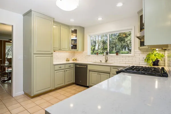 $599,000 | 9051 Regent Way, Oregon House, CA 95962