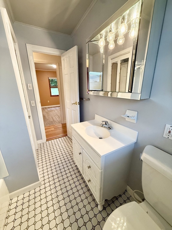 27 Westbrook Road Northborough, MA 01532 - Photo 10 of 19