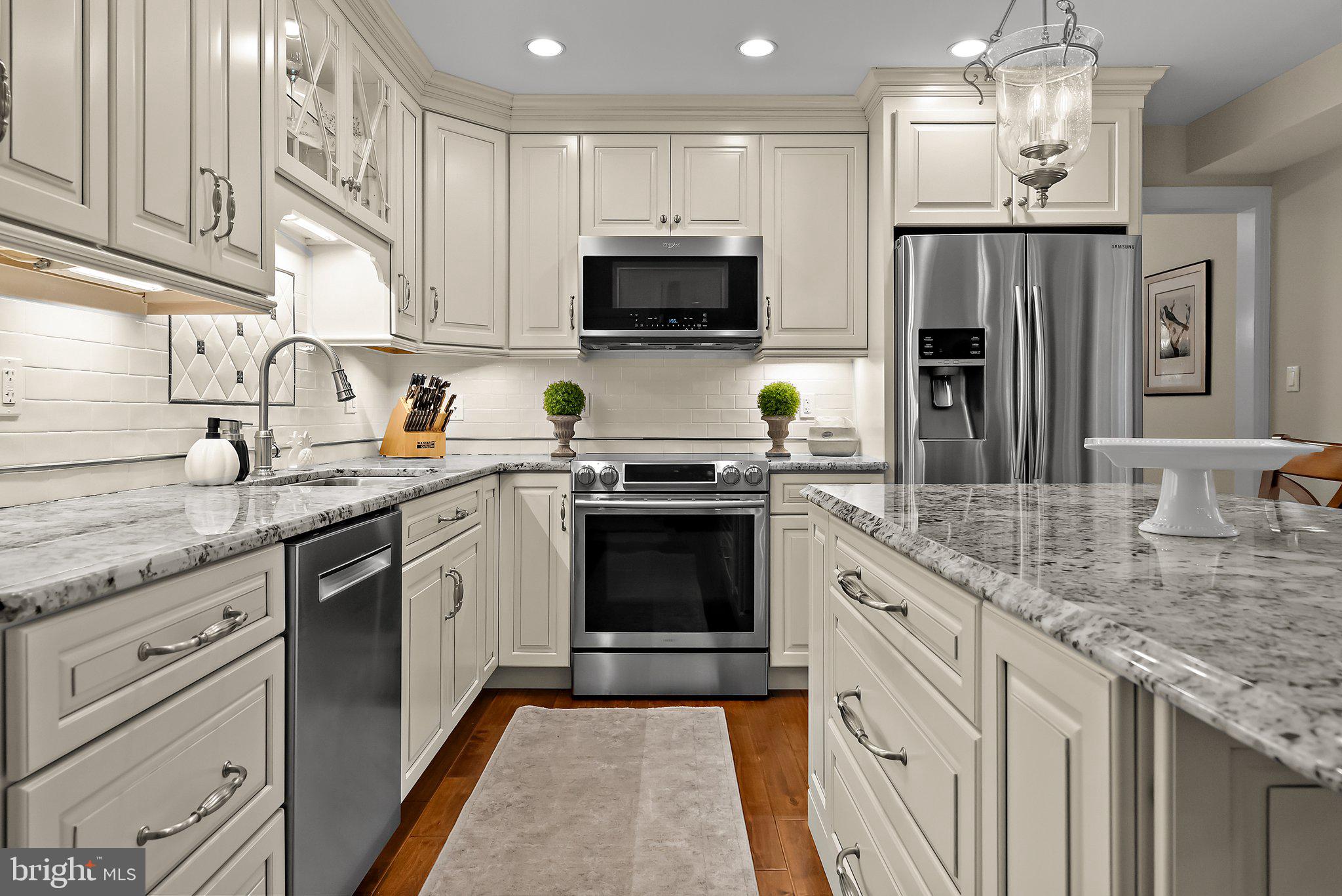122 Bateman Road Langhorne, PA 19047 - Photo 8 of 38 Kitchen