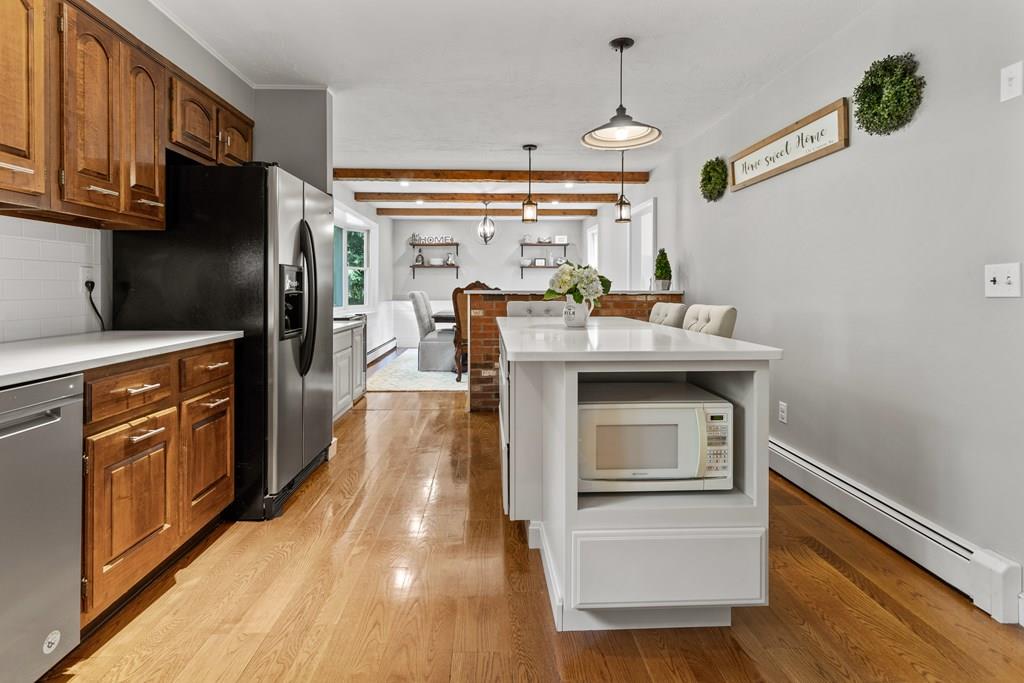 10 Patricia Road Mansfield, MA 02048 - Photo 12 of 31 Gallery Image 12