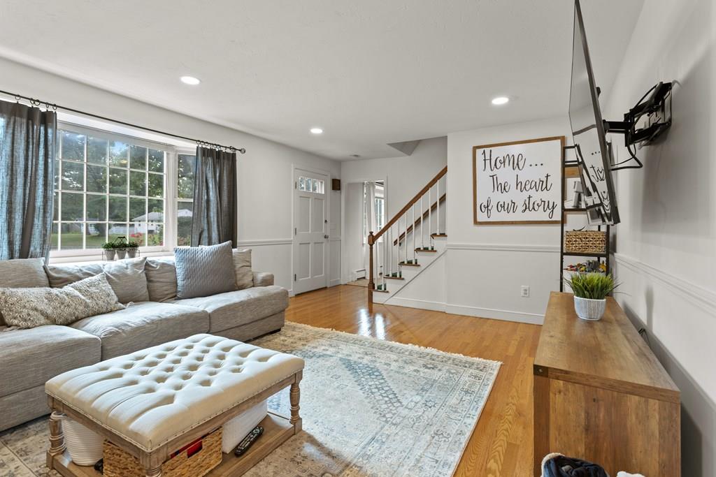 10 Patricia Road Mansfield, MA 02048 - Photo 17 of 31 Gallery Image 17