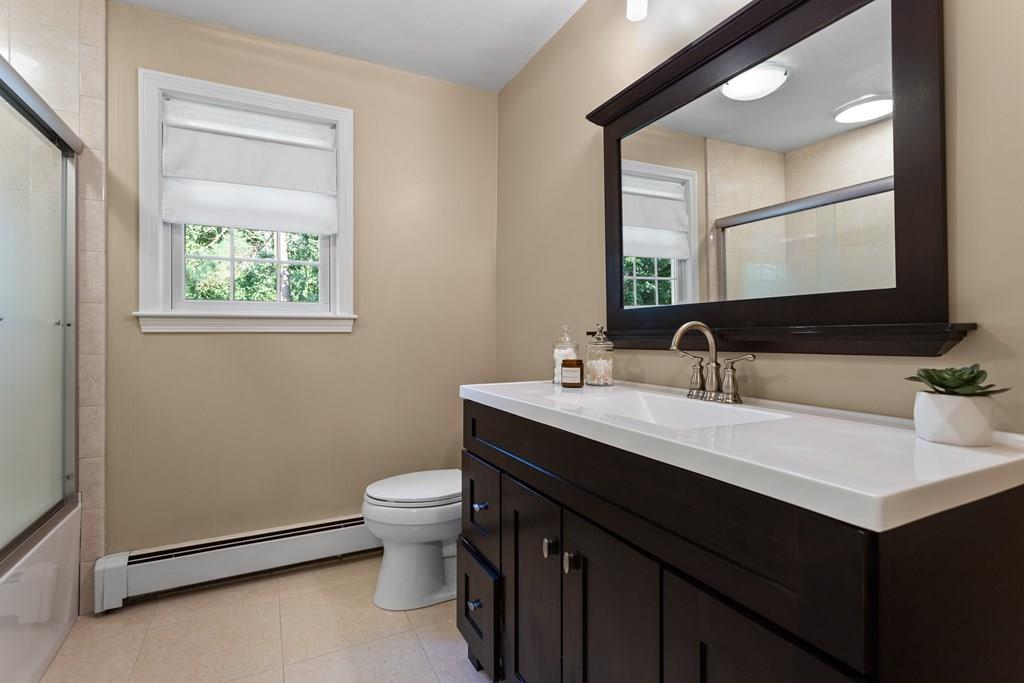 10 Patricia Road Mansfield, MA 02048 - Photo 24 of 31 Gallery Image 24