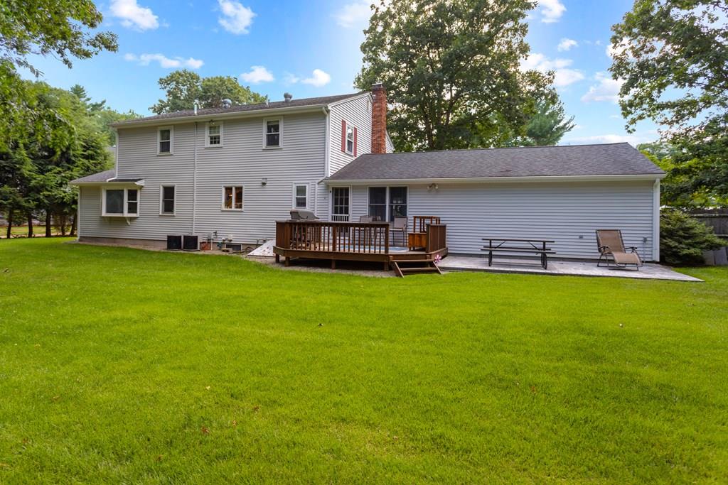 10 Patricia Road Mansfield, MA 02048 - Photo 29 of 31 Gallery Image 29