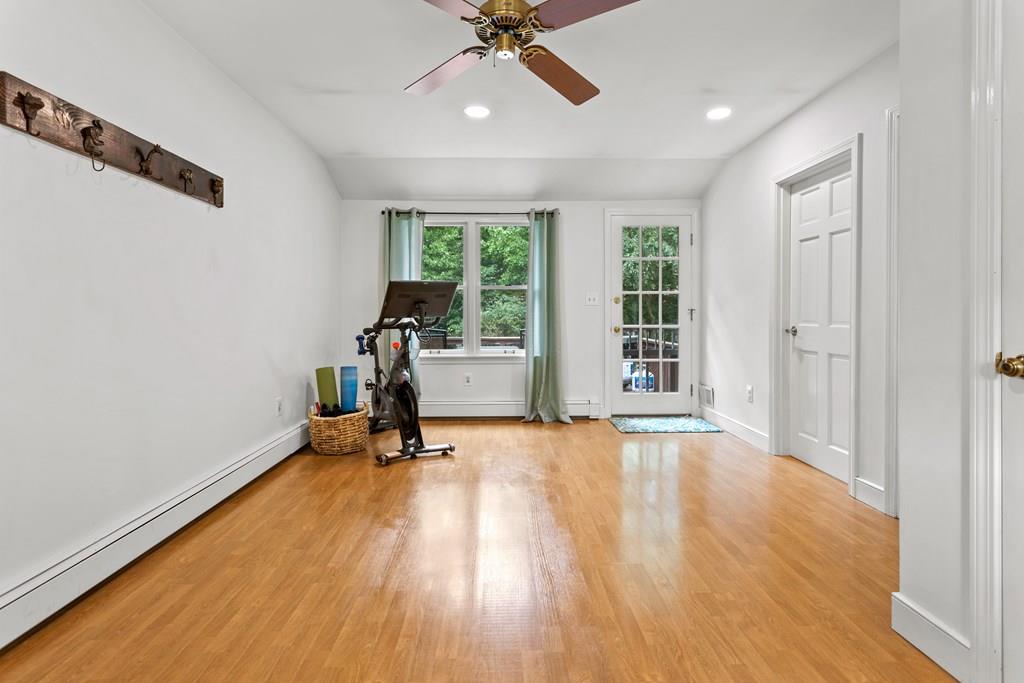 10 Patricia Road Mansfield, MA 02048 - Photo 4 of 31 Gallery Image 4