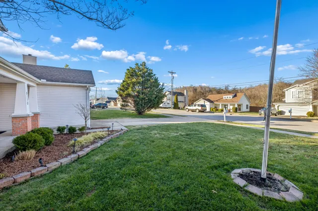 $2,300 | 8120 Boone Trace, Nashville, TN 37221