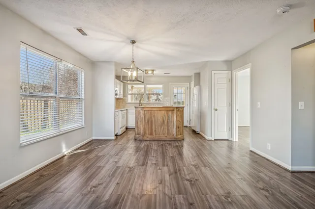 $2,300 | 8120 Boone Trace, Nashville, TN 37221