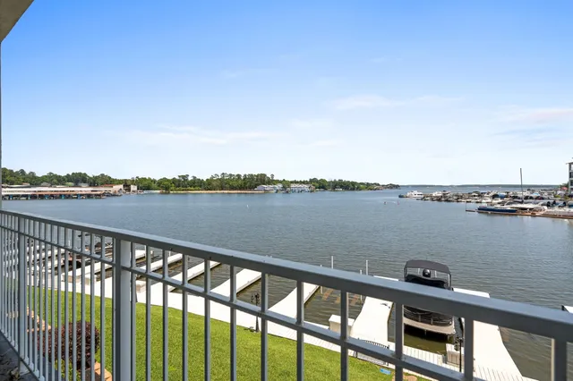 $329,500 | 168 Lake Point Boulevard, Unit C202, Conroe, TX 77356