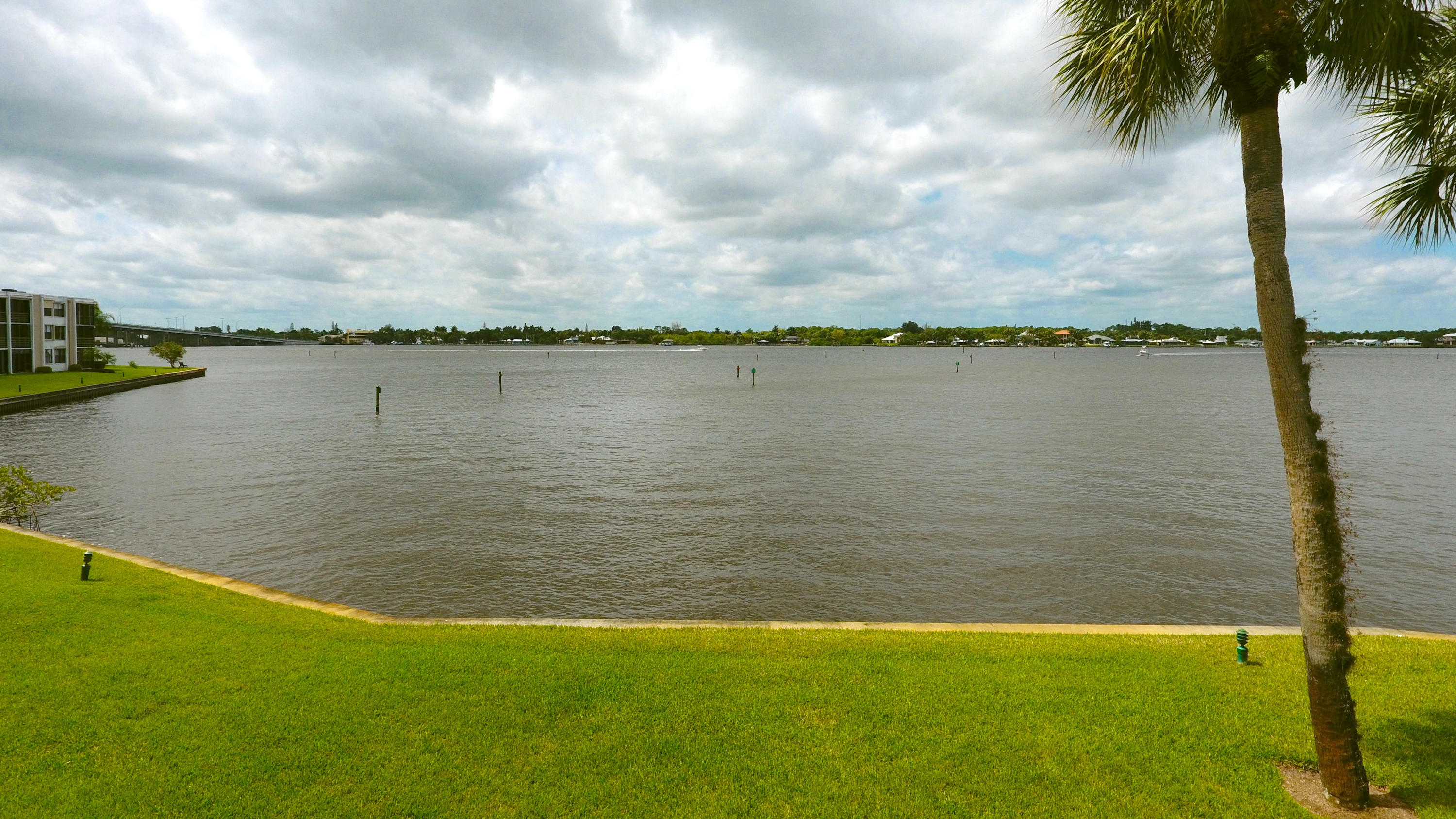 1950 Southwest Palm City Road, Unit 7107 Stuart, FL 34994 - Photo 24 of 37 01_Aerials_2-22