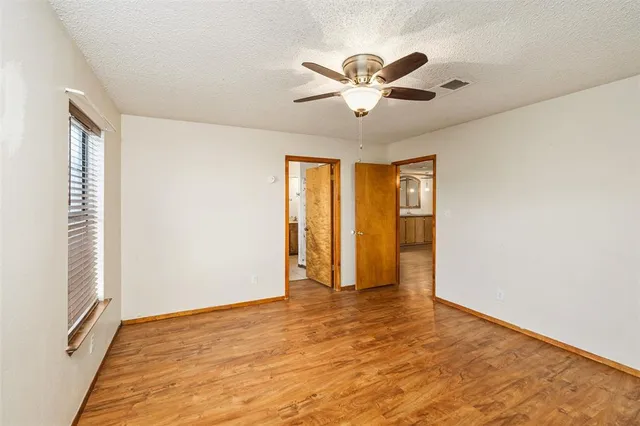 $569,900 | 151 County Road 2930, Gun Barrel City, TX 75156