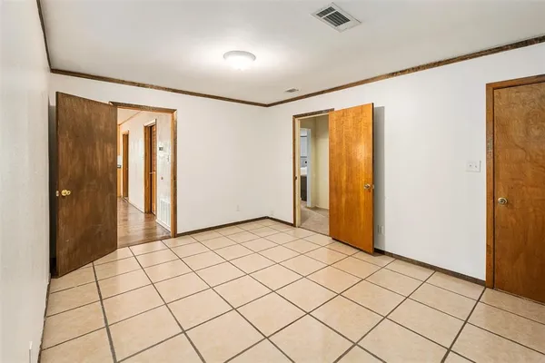 $555,000 | 151 County Road 2930, Gun Barrel City, TX 75156