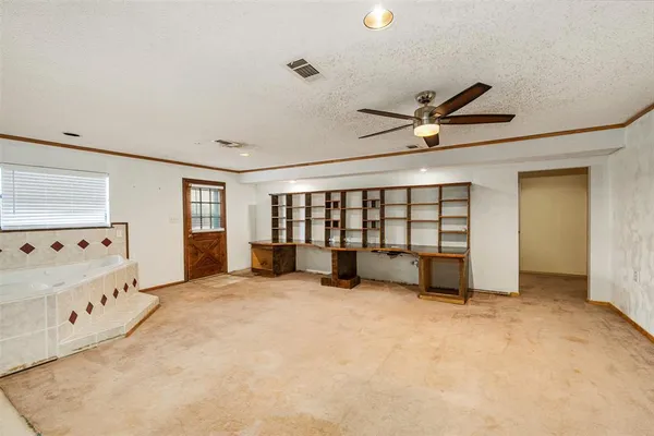 $555,000 | 151 County Road 2930, Gun Barrel City, TX 75156