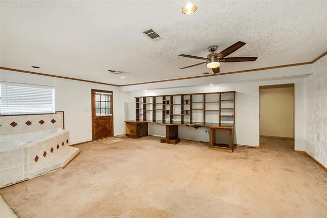 $569,900 | 151 County Road 2930, Gun Barrel City, TX 75156