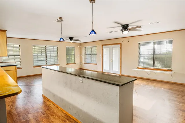 $569,900 | 151 County Road 2930, Gun Barrel City, TX 75156