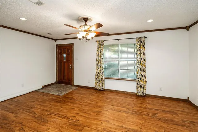 $569,900 | 151 County Road 2930, Gun Barrel City, TX 75156