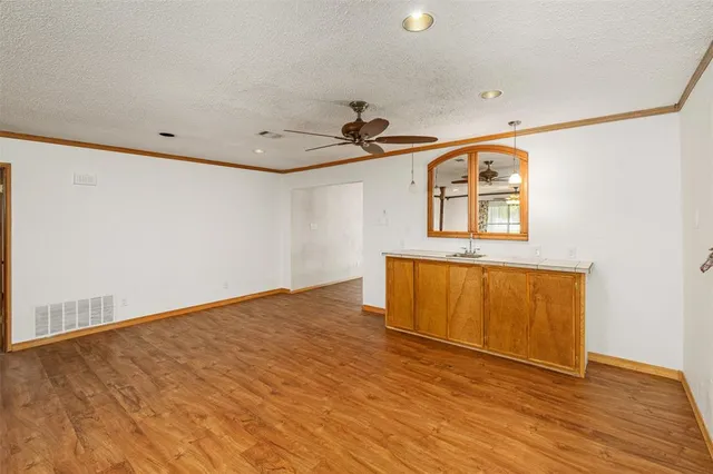 $569,900 | 151 County Road 2930, Gun Barrel City, TX 75156