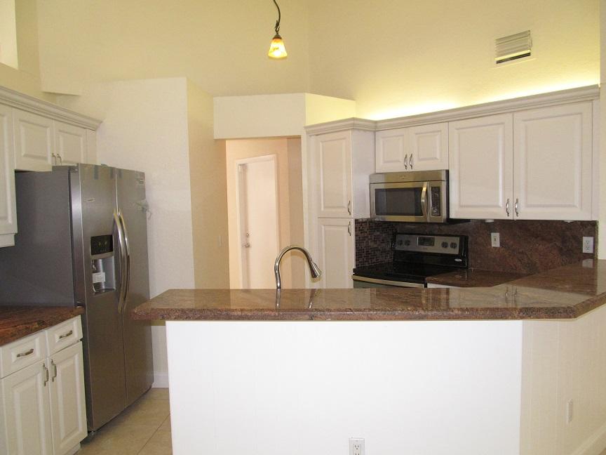 18774 Caspian Circle Boca Raton, FL 33496 - Photo 6 of 19 2015-05-28 12.57.51
