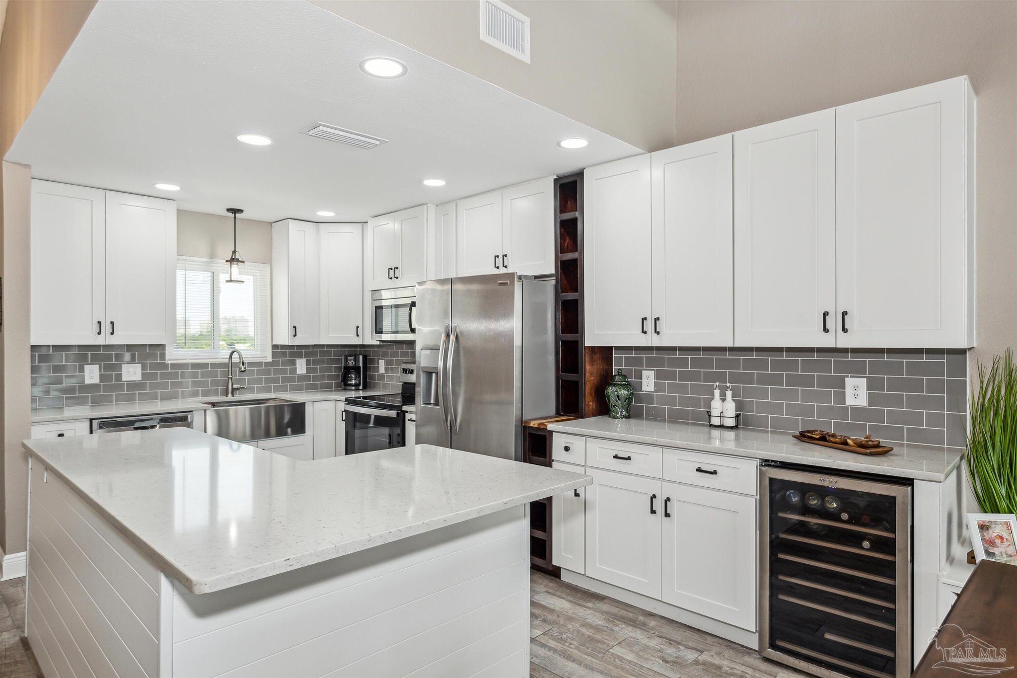14100 River Road, Unit 323B Pensacola, FL 32507 - Photo 4 of 24