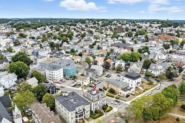 $1,149,900 | 121 North Common Street, Lynn, MA 01902