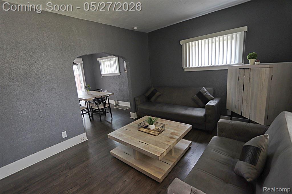 1149 Cambridge Road Berkley, MI 48072 - Photo 11 of 52