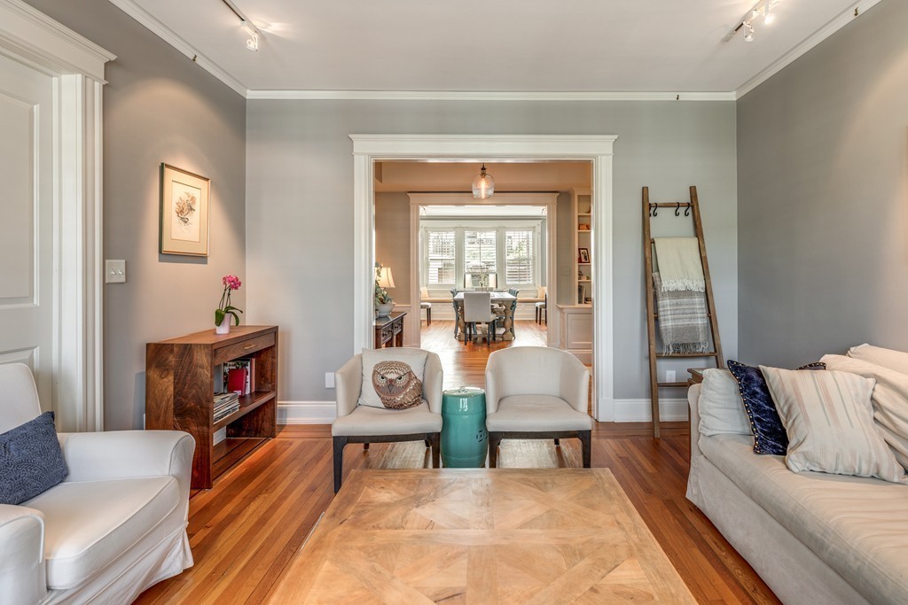 9 Bradford Terrace, Unit 5 Brookline, MA 02446 - Photo 9 of 24