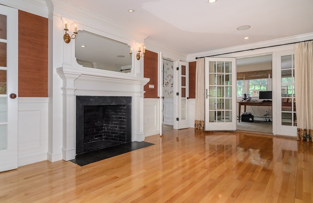 72 Standish Road Wellesley, MA 02481 - Photo 8 of 19