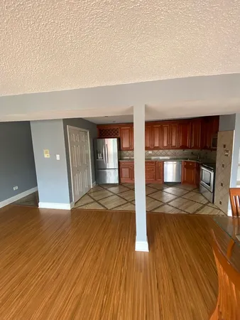 $1,750 | 9708 Nottingham Avenue, Unit 9, Chicago Ridge, IL 60415