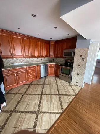 $1,750 | 9708 Nottingham Avenue, Unit 9, Chicago Ridge, IL 60415