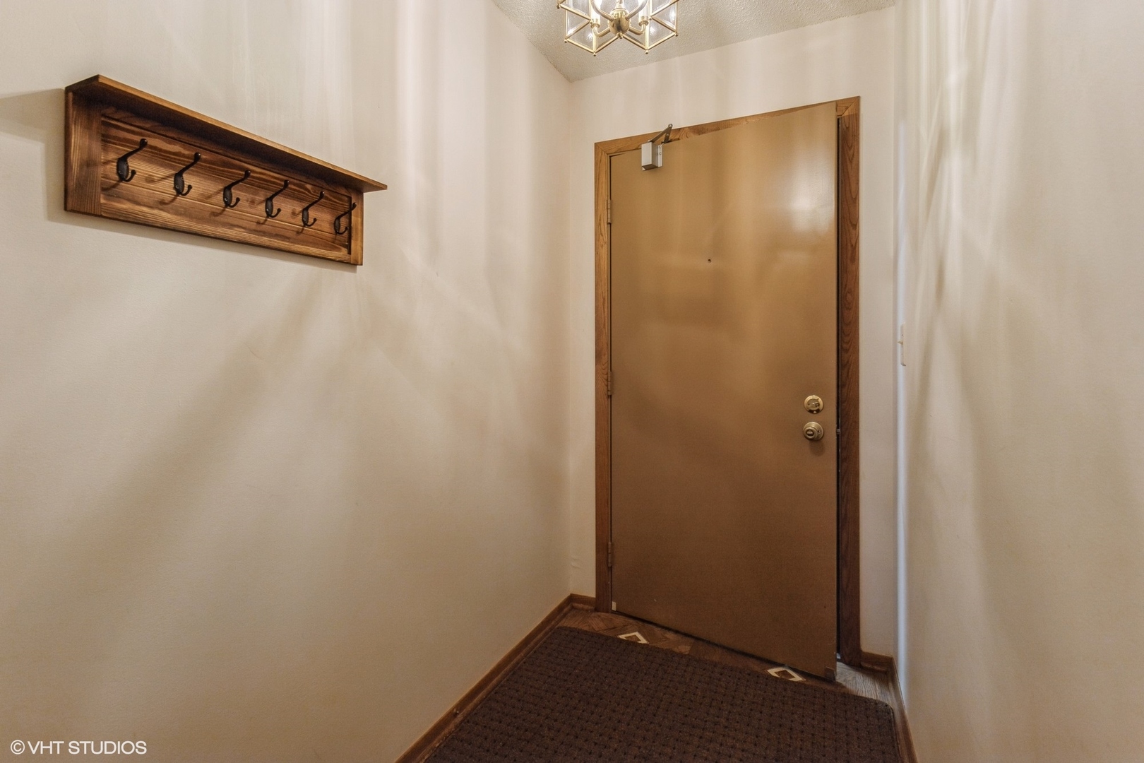 1421 Woodbridge Road, Unit 3H Joliet, IL 60436 - Photo 3 of 20 Gallery Image 3