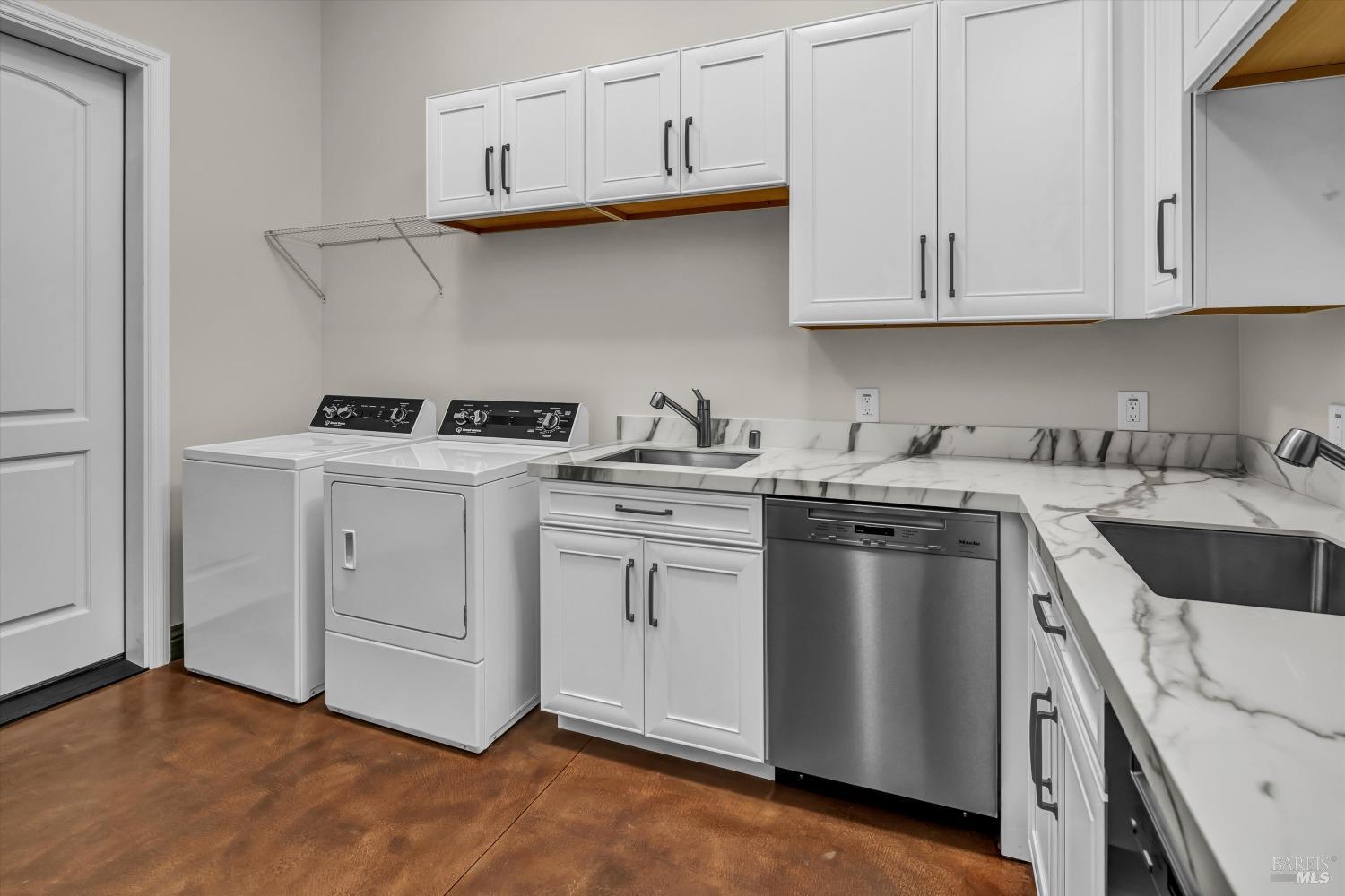 2144 Wedgewood Way Santa Rosa, CA 95404 - Photo 37 of 66