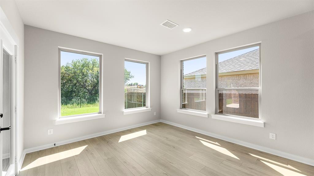 1527 Bridlepath Trail Forney, TX 75126 - Photo 12 of 29 10. 1527 Bridlepath - Dining