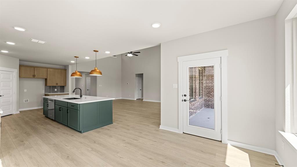 1527 Bridlepath Trail Forney, TX 75126 - Photo 13 of 29 11. 1527 Bridlepath - Dining (2)