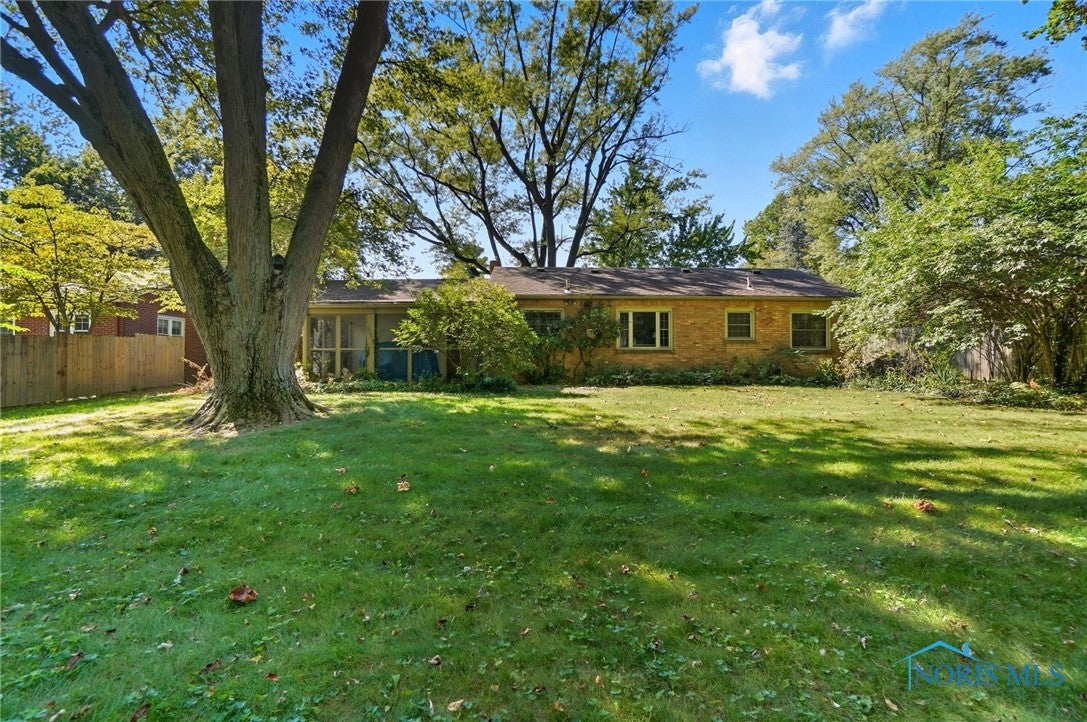 2810 Evergreen Road Toledo, OH 43606 - Photo 29 of 32 Gallery Image 29