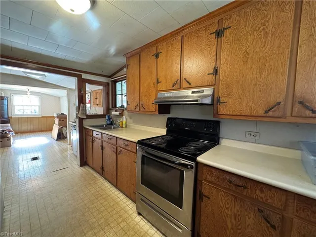 $198,000 | 737 Highway 18, Moravian Falls, NC 28654