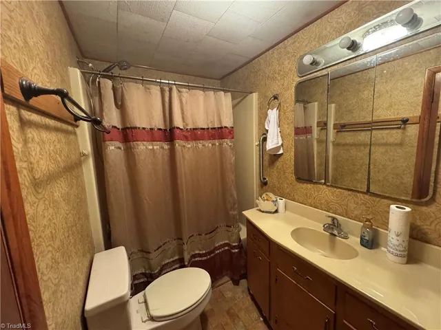 $198,000 | 737 Highway 18, Moravian Falls, NC 28654