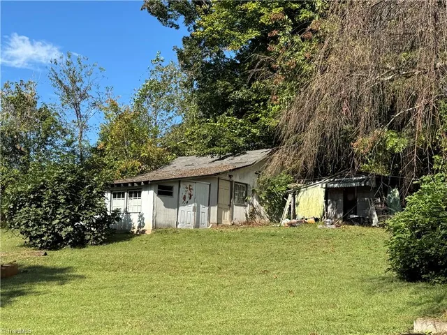 $198,000 | 737 Highway 18, Moravian Falls, NC 28654