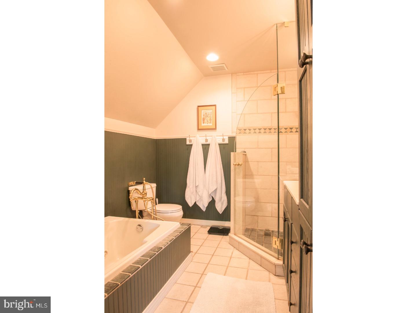 418 Crescent Road Wyncote, PA 19095 - Photo 17 of 25