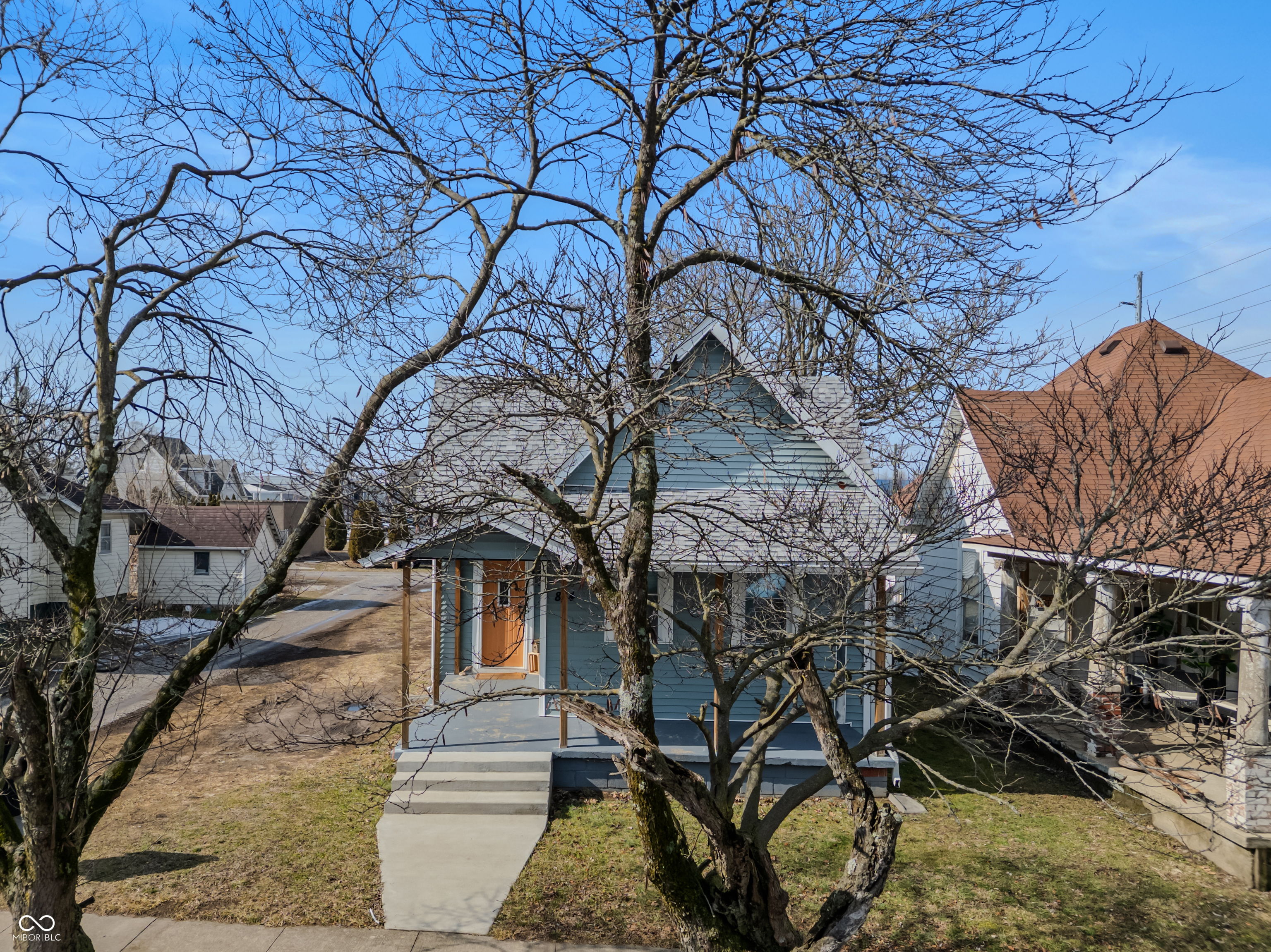 844 Cottage Avenue Columbus, IN 47201 - Photo 2 of 6