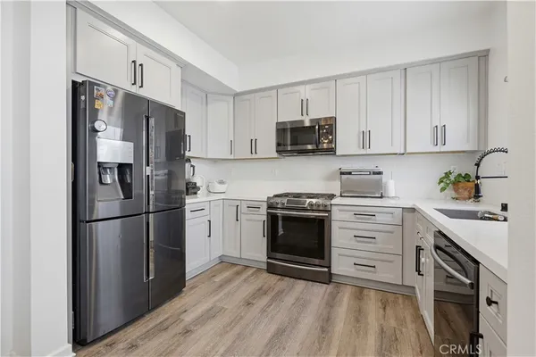 $4,700 | 612 Jeanette Lane, Santa Ana, CA 92705