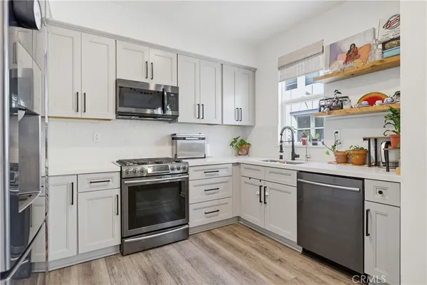 $4,700 | 612 Jeanette Lane, Santa Ana, CA 92705