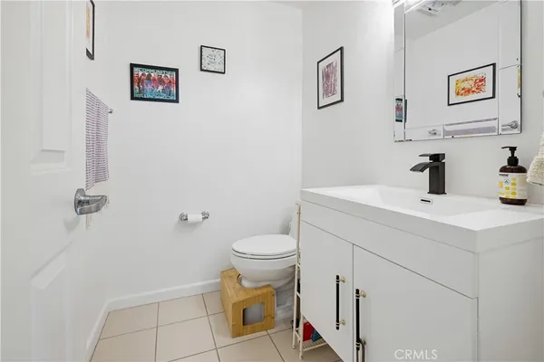 $4,700 | 612 Jeanette Lane, Santa Ana, CA 92705