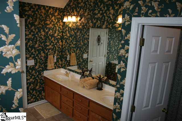 220 Trotters Ridge Lane Simpsonville, SC 29681 - Photo 14 of 24 Gallery Image 14