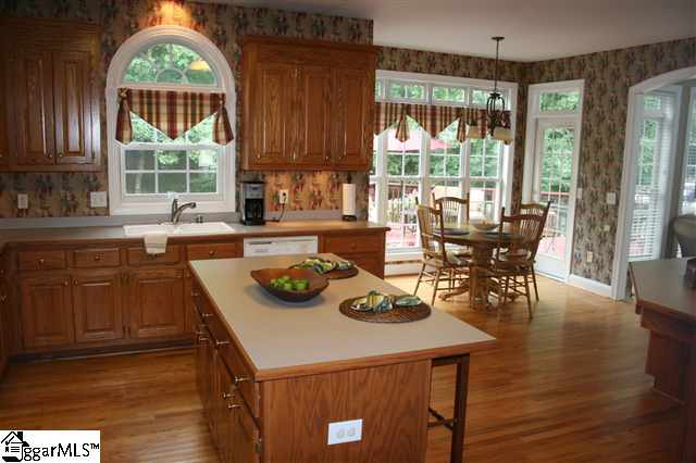 220 Trotters Ridge Lane Simpsonville, SC 29681 - Photo 9 of 24 Gallery Image 9