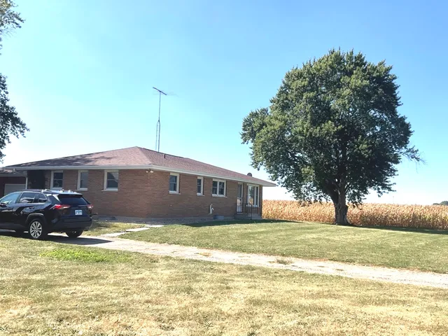 $2,500 | 11268 Faxon Road, Yorkville, IL 60560