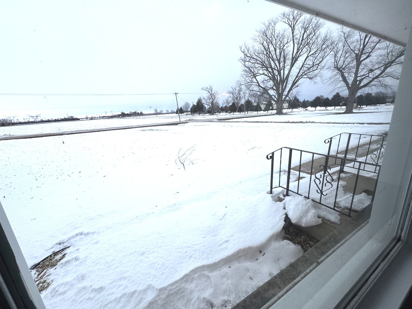 11268 Faxon Road Yorkville, IL 60560 - Photo 9 of 13 a view of a terrace with water view