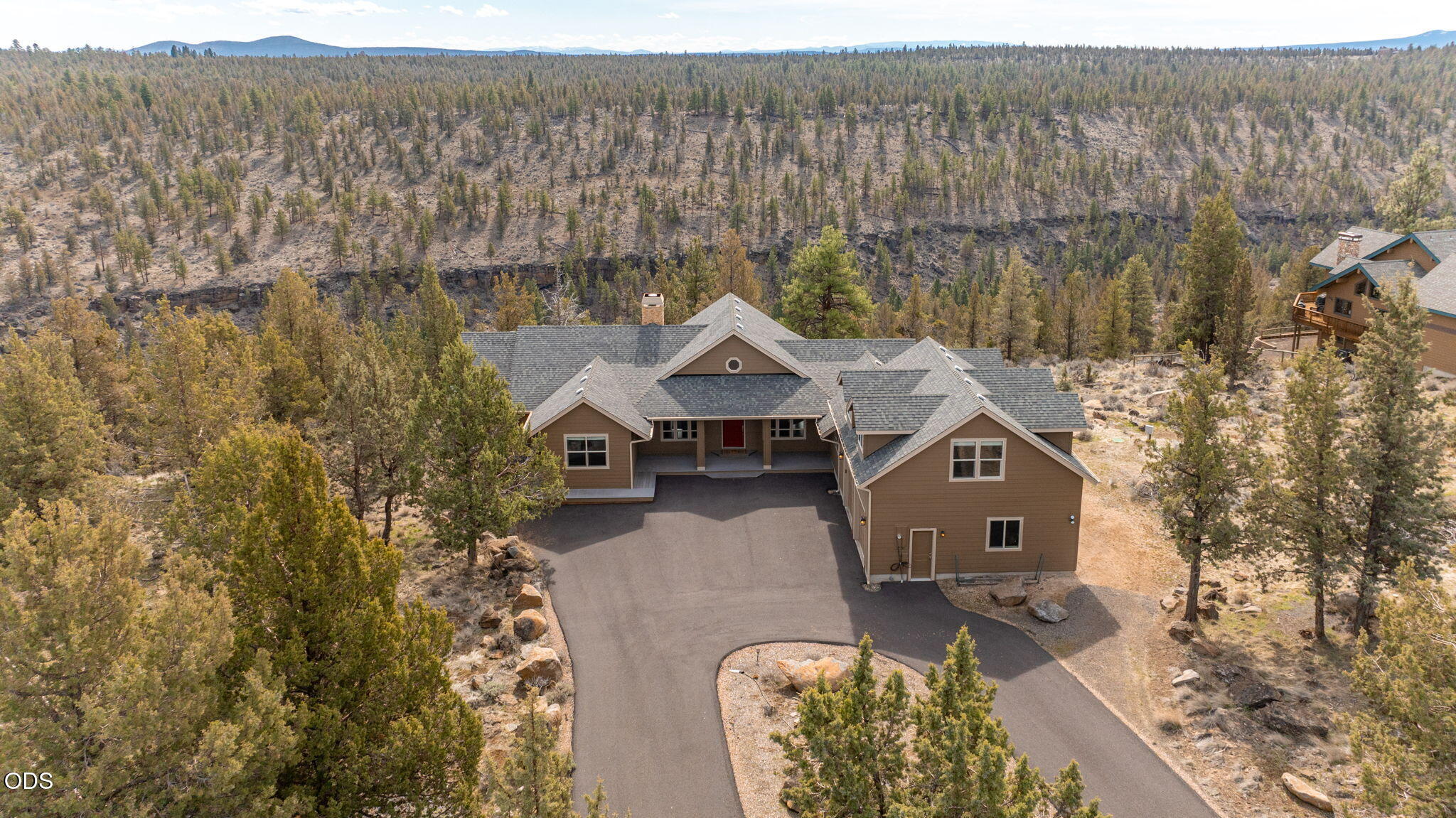 17665 Mountain View Road Sisters, OR 97759 - Photo 1 of 86 Gallery Image 1