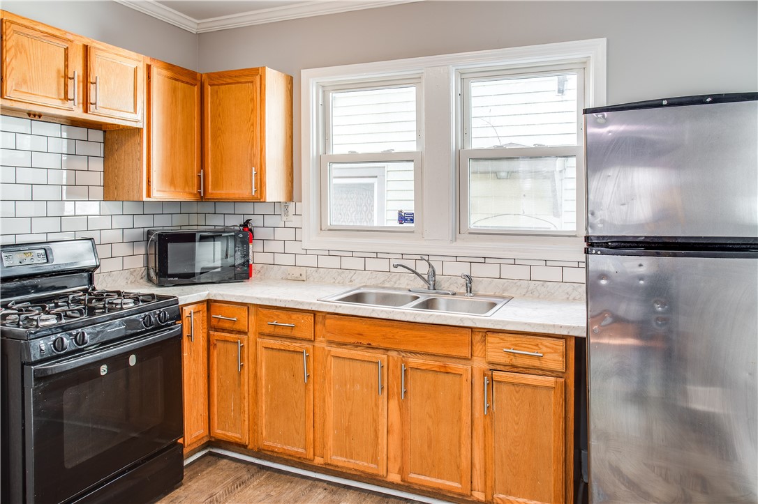 790 Genesee Street Rochester, NY 14611 - Photo 8 of 25