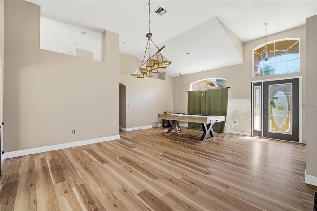 28427 Openfield Loop Wesley Chapel, FL 33543 - Photo 7 of 60 Gallery Image 7