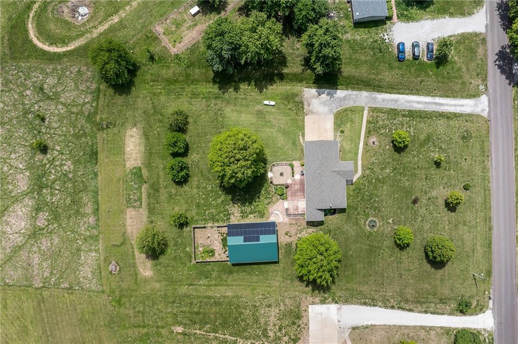 3111 Southwest Lane Road St. Joseph, MO 64504 - Photo 11 of 47
